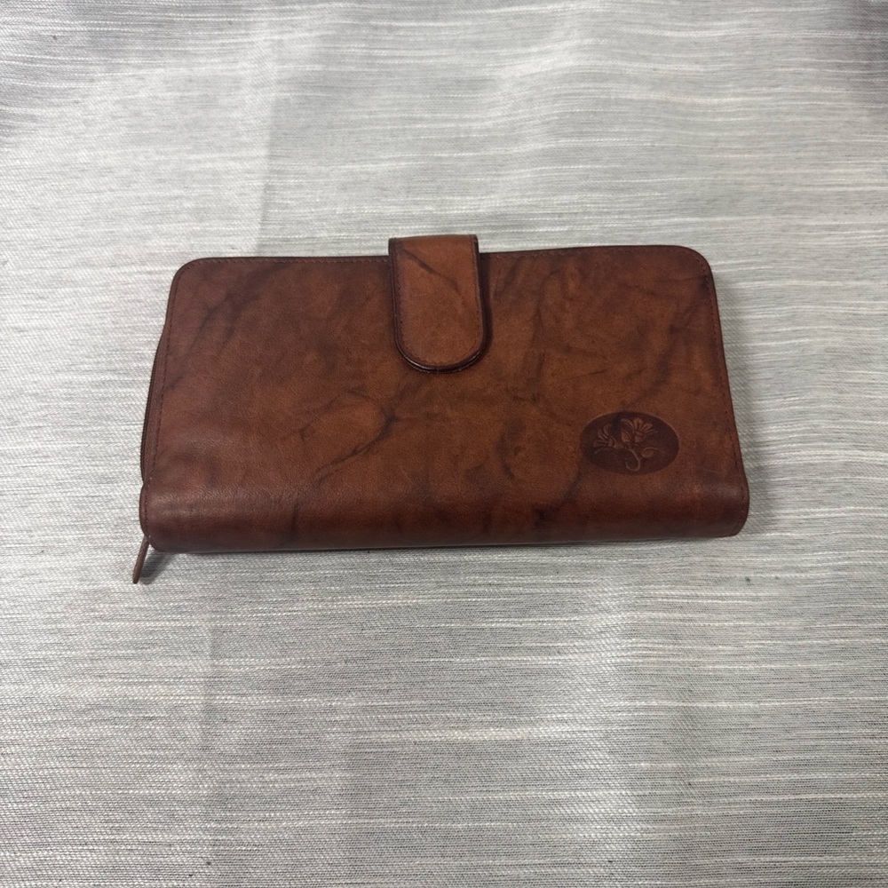 Buxton Rich Brown Women's Wallet